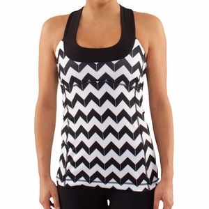 Lululemon Athletica Chevron Scoopneck Tank Sz 6/8